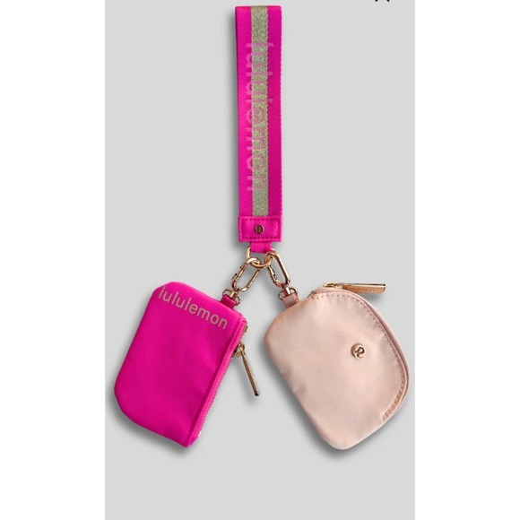 NWT, Dual Pouch Wristlet Hot Pink - Picture 2 of 8